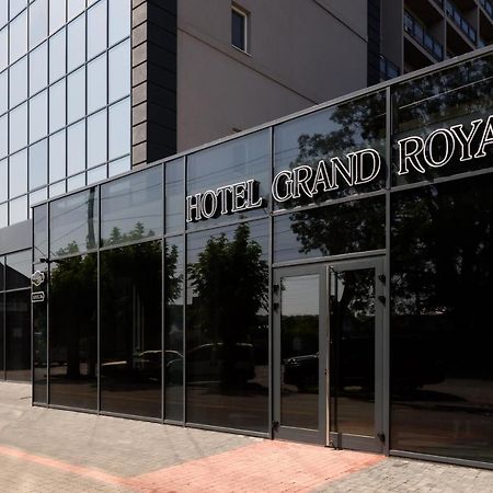 מלון צ'רנוביץ Grand Royal מראה חיצוני תמונה